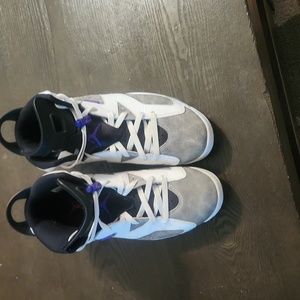 $140 men's  retro jordan 6s